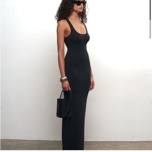 RIBBED TANK DRESS - BLACK